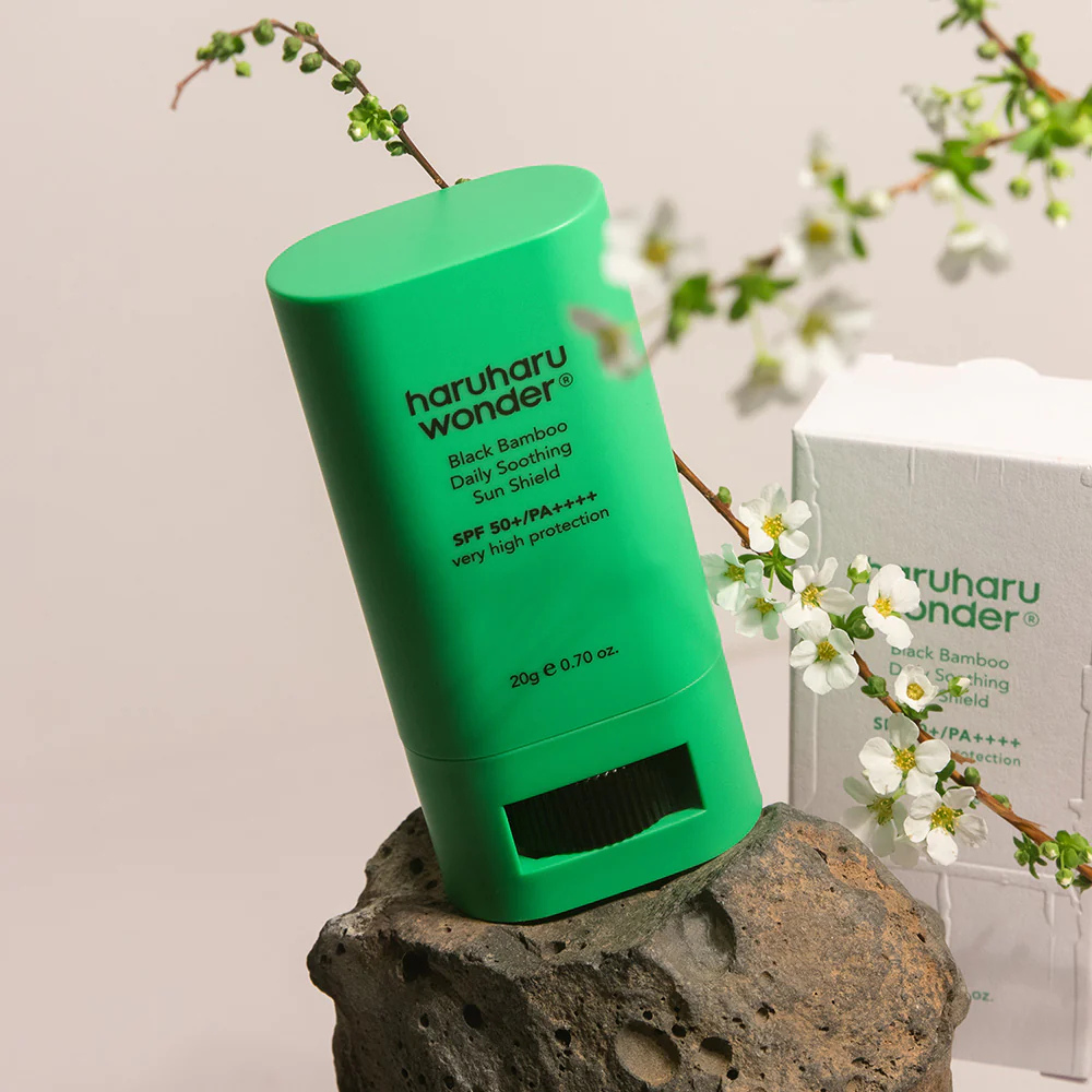 Haruharu Wonder Black Bamboo Daily Soothing Sun Shield